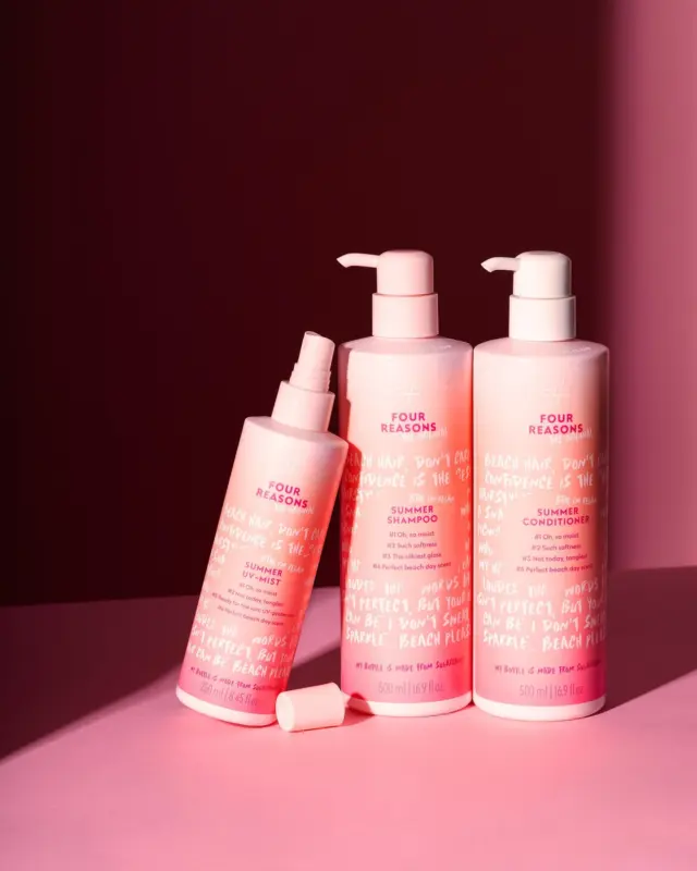 Your hair’s summer BFFs: moisturizing, summer-scented shampoo & conditioner + a UV-protecting spray that pampers all your senses! 💖☀️
#fourreasons #fourreasonsoriginal